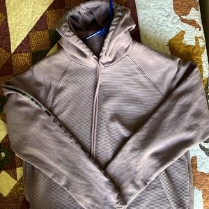 Under Armour sweatshirt
